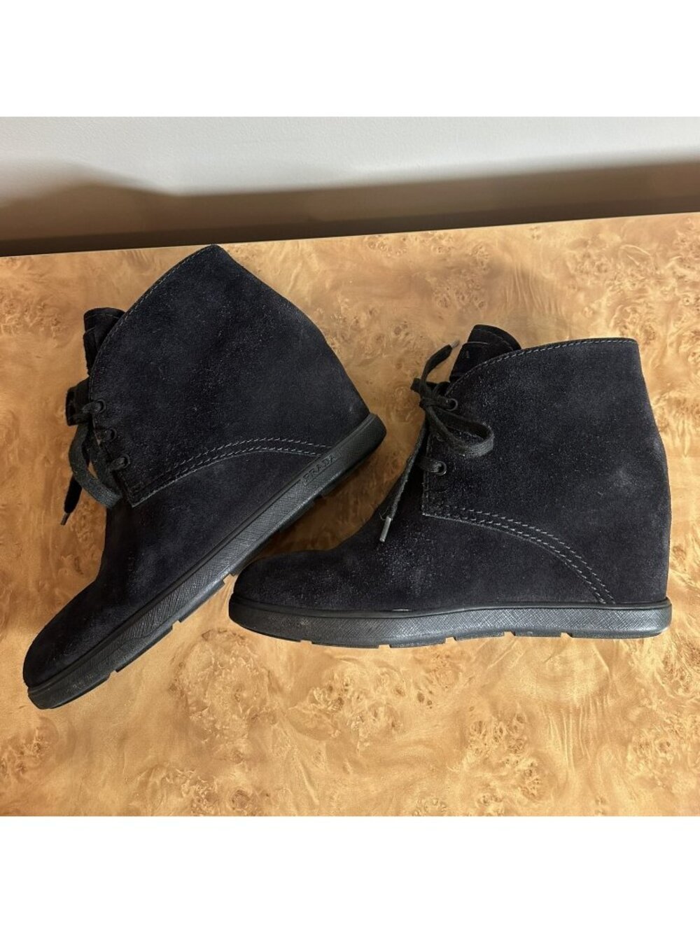 Prada Black Suede Chukka Ankle Boots Women's Size 40 Lace-Up Wedge Heel - Picture 5 of 11